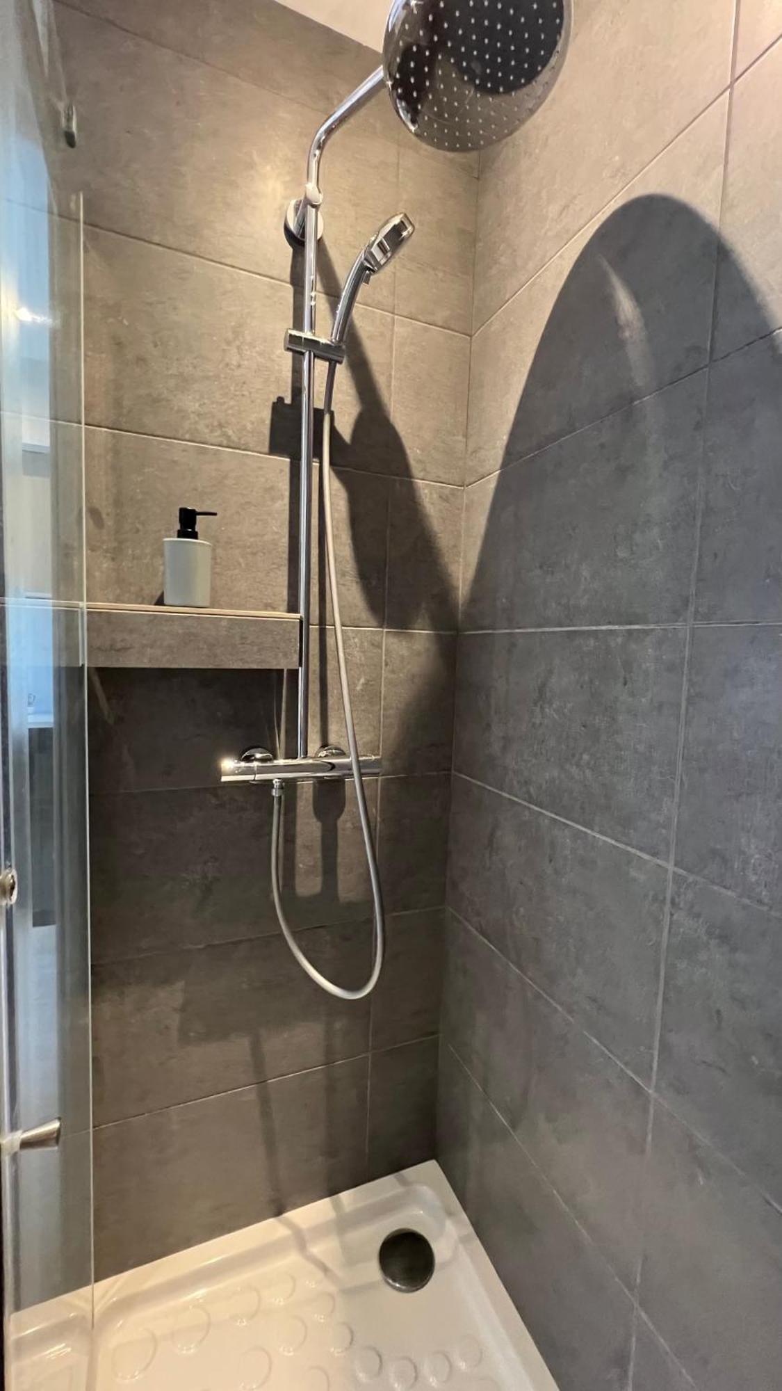 Studio Piscine Partagee Parking Securise Saint-Yrieix-sur-Charente Εξωτερικό φωτογραφία